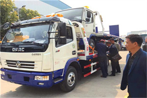 资阳汽车道路救援拖车价格